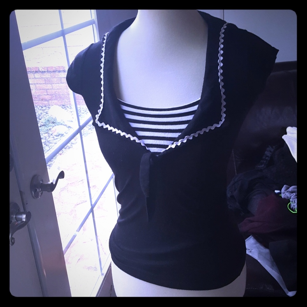 ROCK STEADY PIN UP TOP